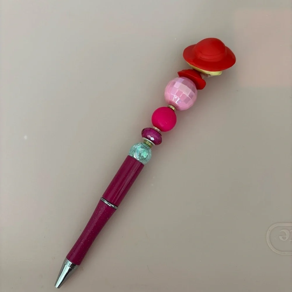 Disney Doorables: The Princess and The Frog: Charlotte red handmade beaded pen